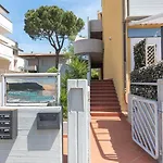 Bilocale Con Giardino A 100 Mt Dal Mare Di - M053 شقة *
