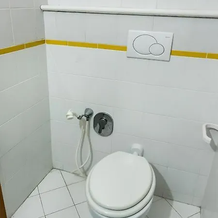 Appartement Bilocale Con Giardino A 100 Mt Dal Mare Di - M053 Marcelli