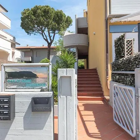 Bilocale Con Giardino A 100 Mt Dal Mare Di - M053 Appartement *