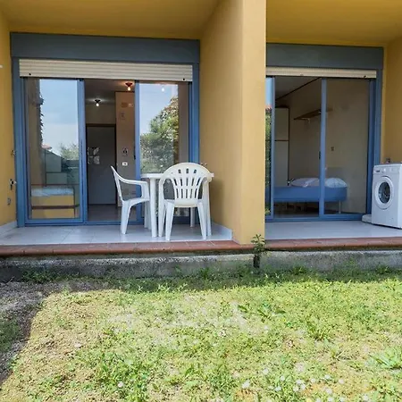 Bilocale Con Giardino A 100 Mt Dal Mare Di - M053 شقة