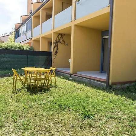 Bilocale Con Giardino A 100 Mt Dal Mare Di - M053 *